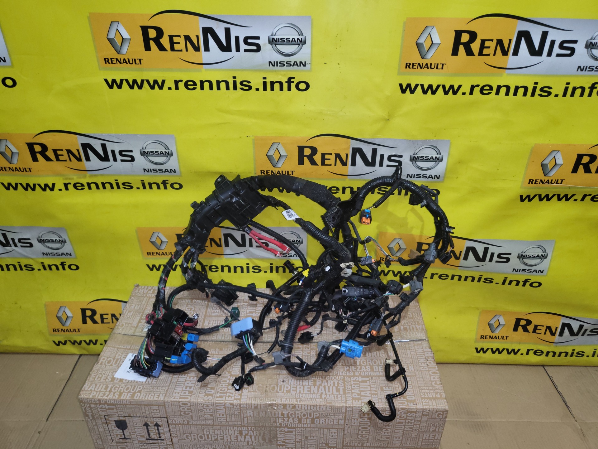 Рено Дастер 2 2021 NEW проводка 1.5D оригинал 719919201R №М310